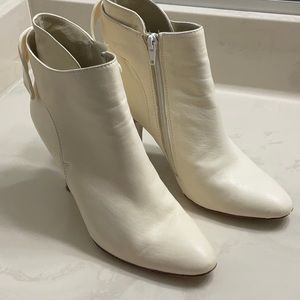 EUC Yin cream Napa Calfskin boots 37.5